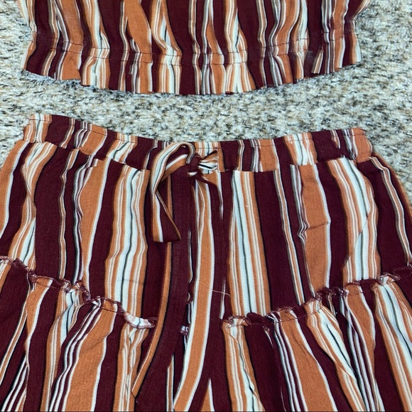 2 Piece set - Picture 2 of 4